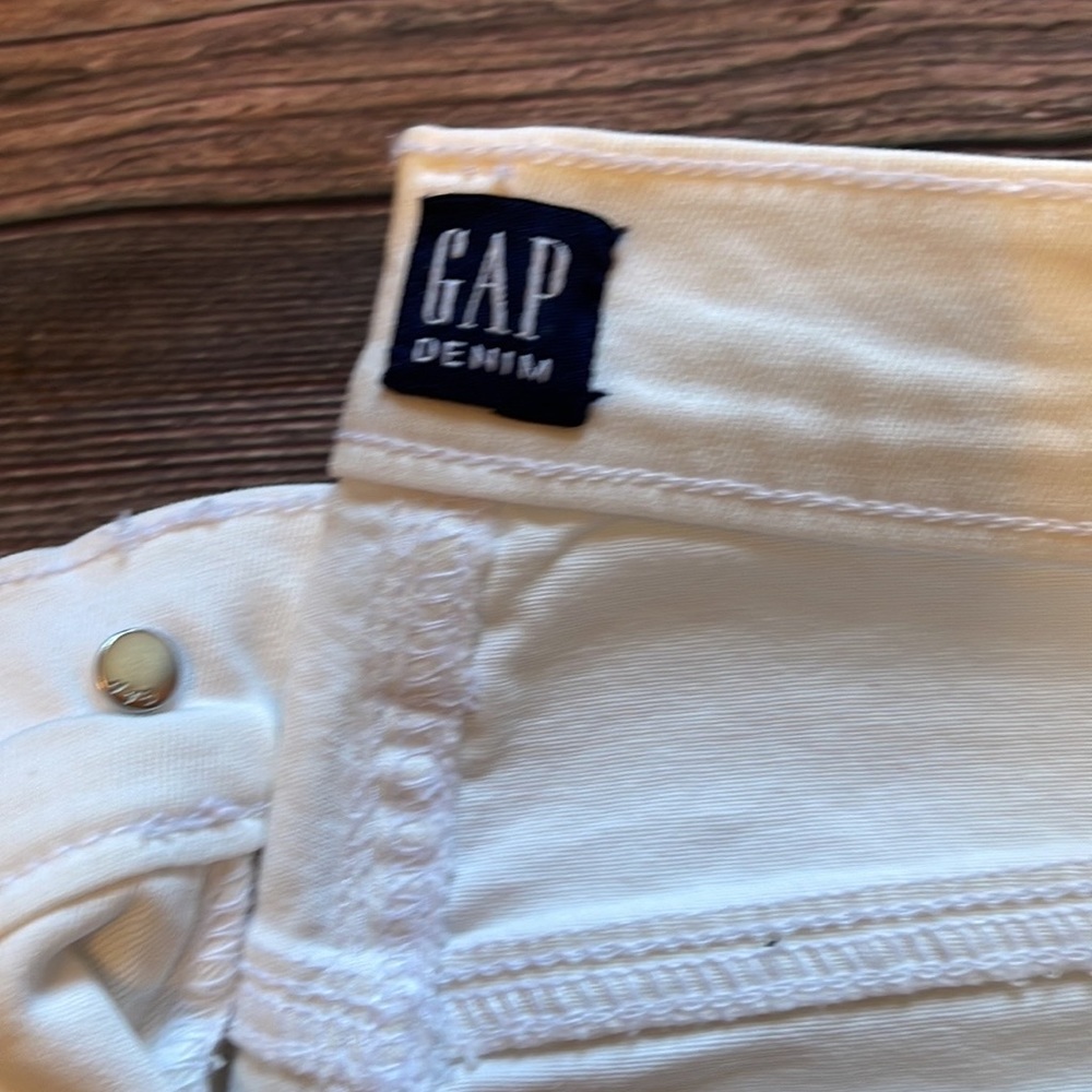 Gap Skinny Jeans! - Picture 3 of 5